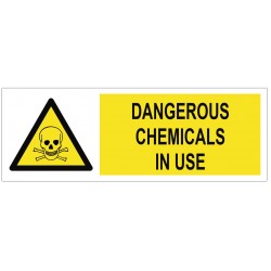 Panneau dangerous chemicals in use