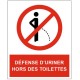 Panneau défense d'uriner hors des toilettes