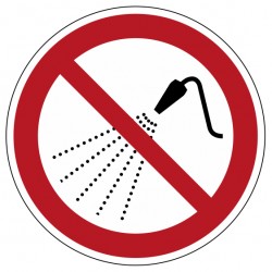 Panneau Interdit d’asperger avec de l’eau P016